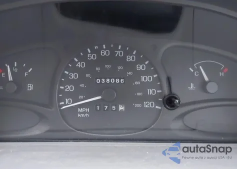 1999 Ford Escort Se from USA, damaged, VIN 1FAFP13P3XW122031